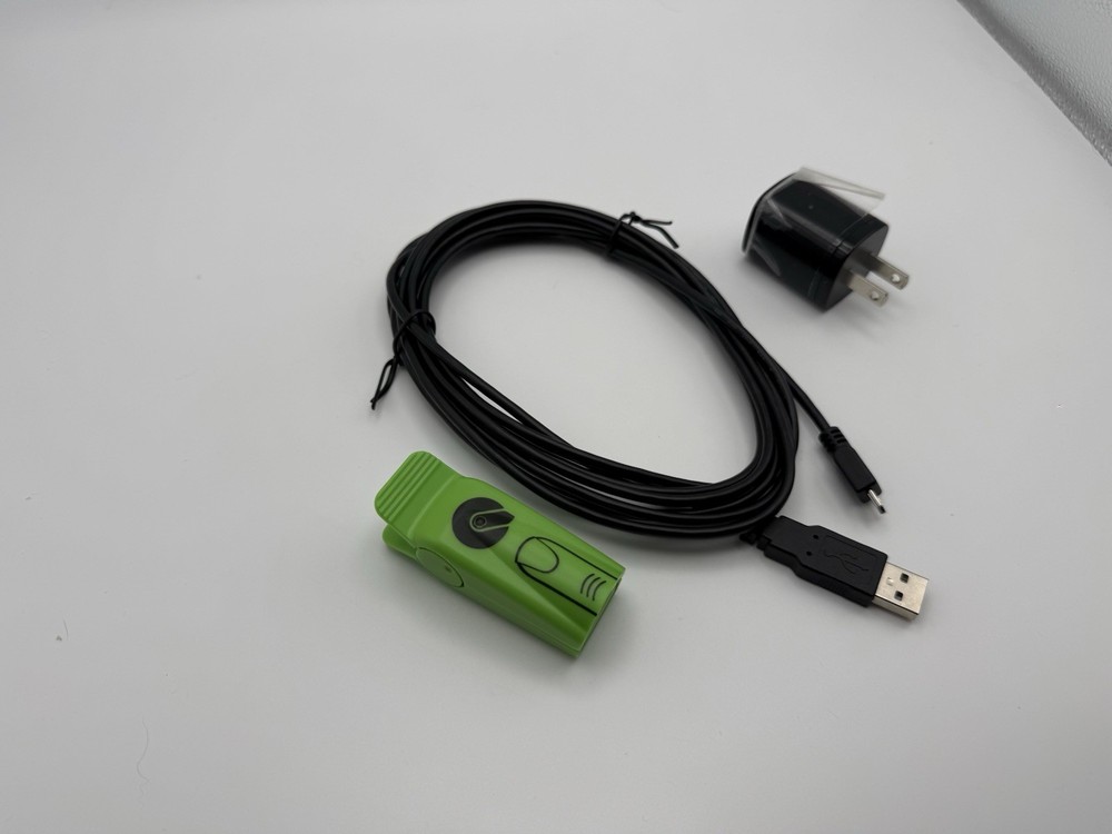 Quantaflow PAD Finger Sensor 91-0023 With Cable And Wall Charger