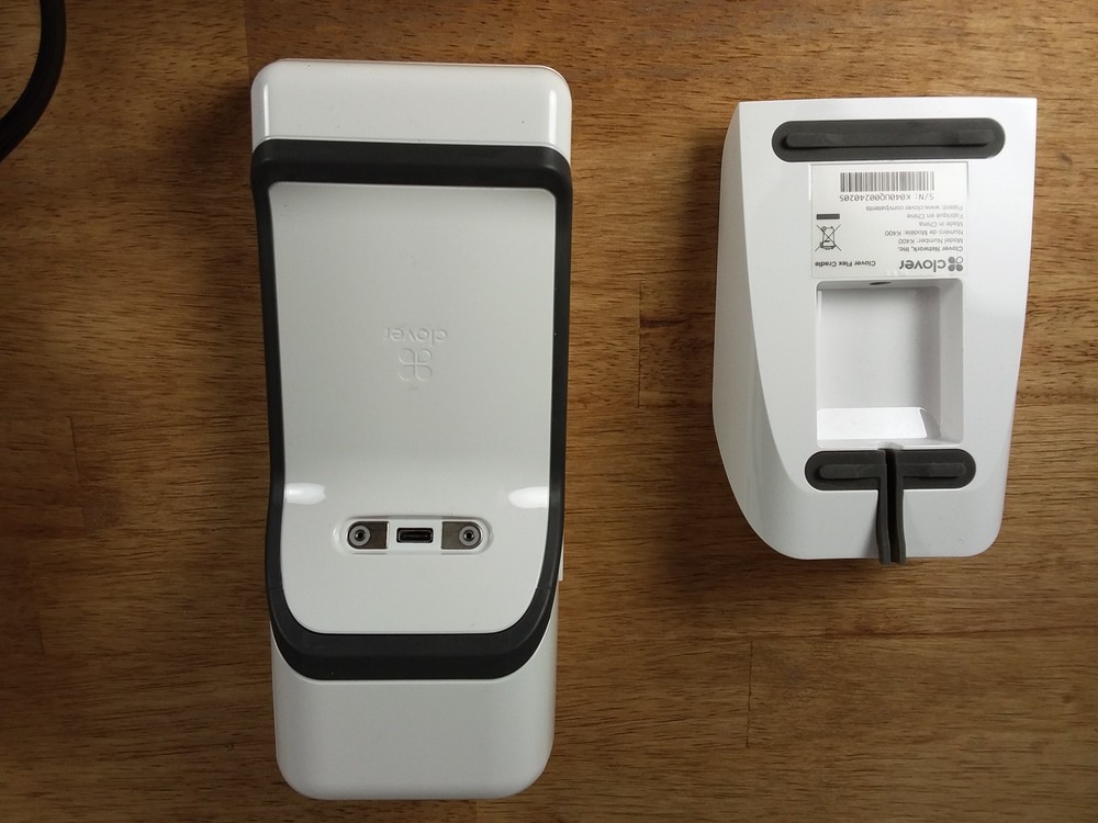 Clover Flex K400 + Flex Kit Handheld POS System Touchscreen