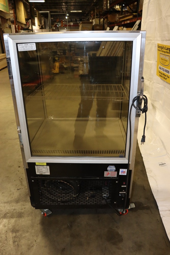 Federal Industries 31505C-2 Refrigerated Display Case, CLEAN, Rolling, Used