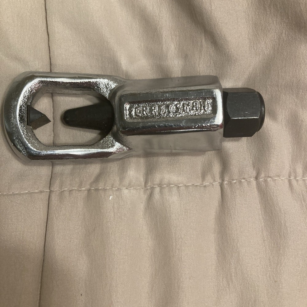 Craftsman Tool  Metal Nut Cracker 4772