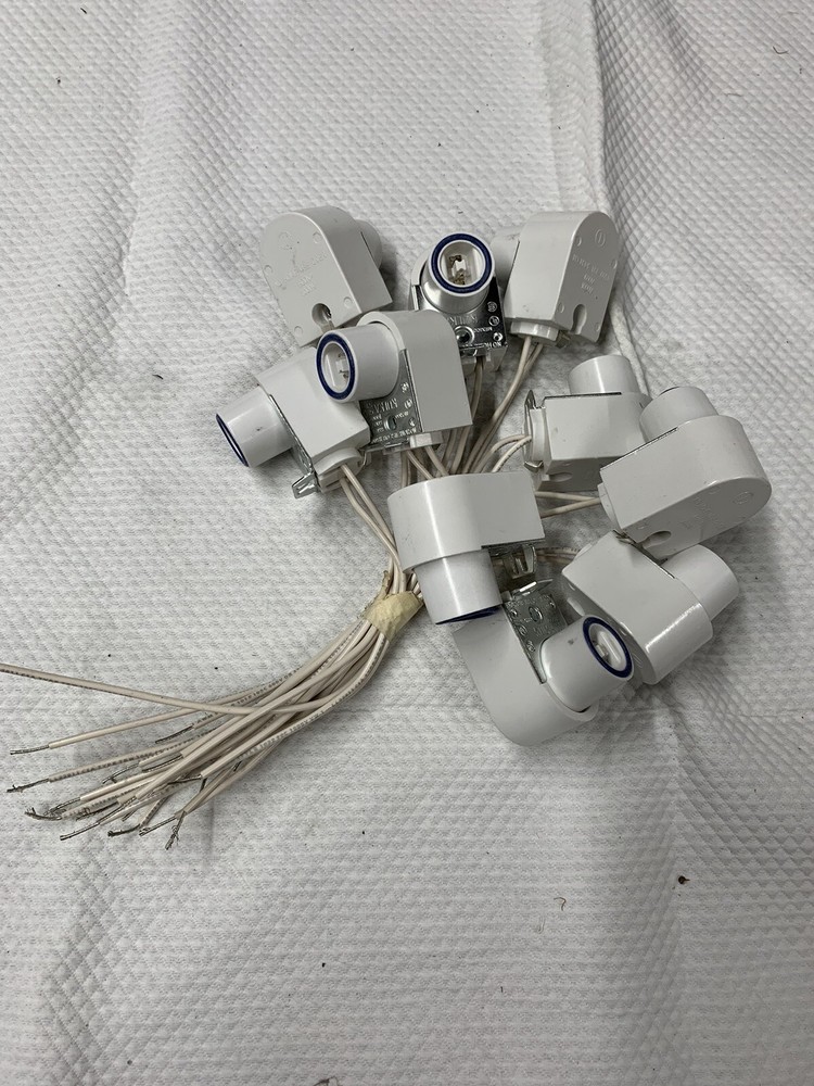 KUKLA light bulb HO socket 530 W/spring