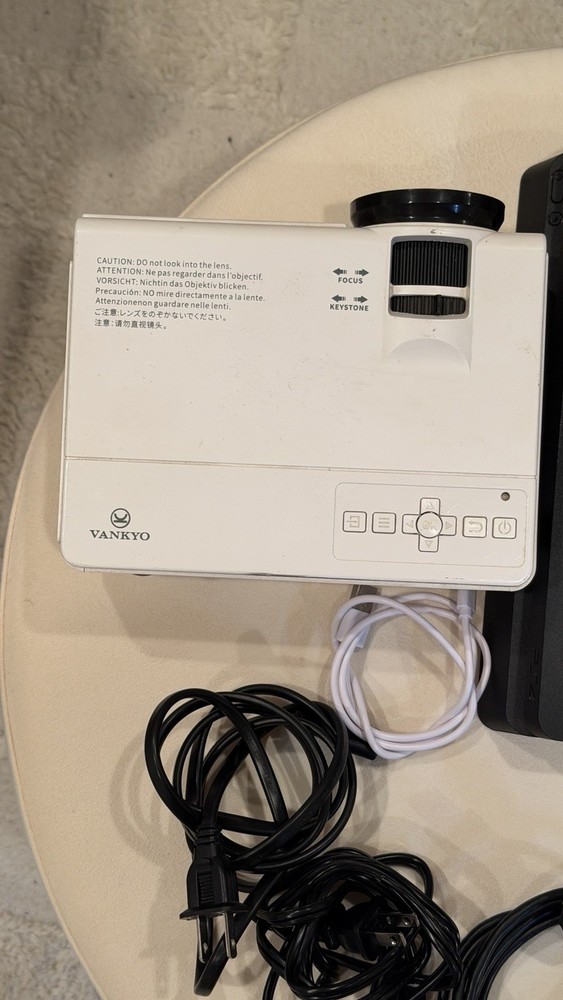 Sony PlayStation 4 Slim 500gb Bundle VANKYO Projector Controller Cables