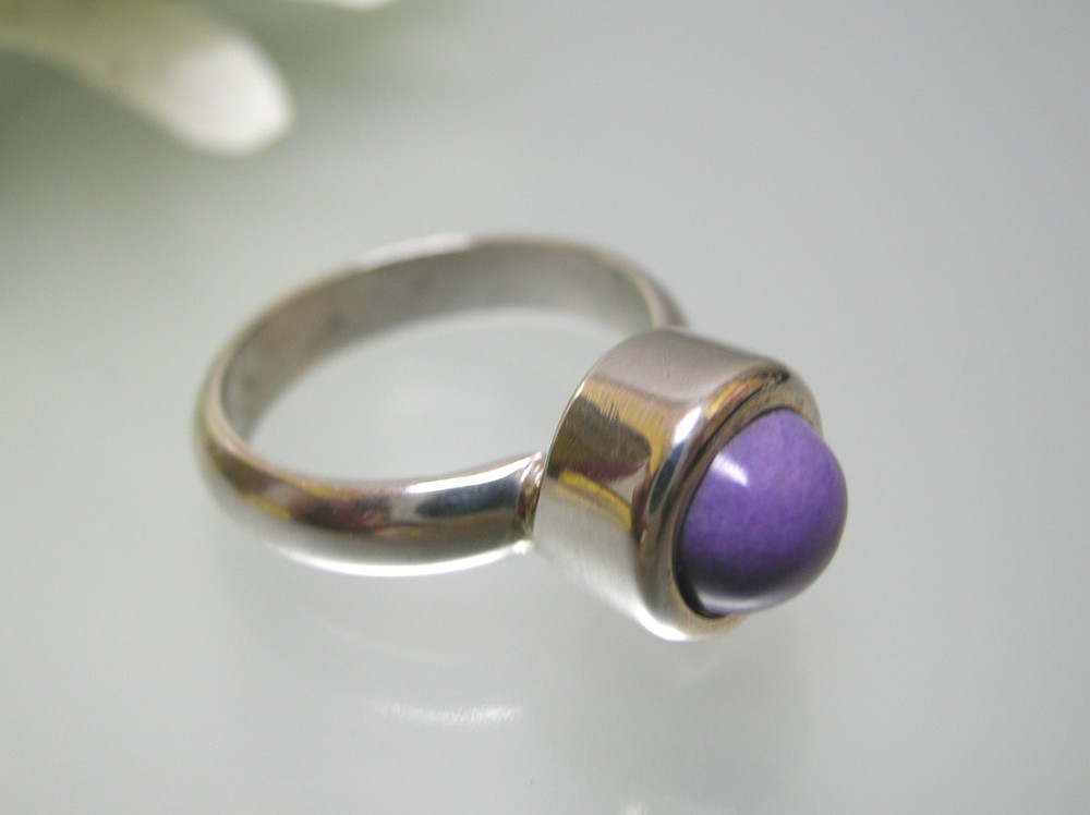Solid heavier Plain Sterling Silver w/ round cab nature Charoite stone ring