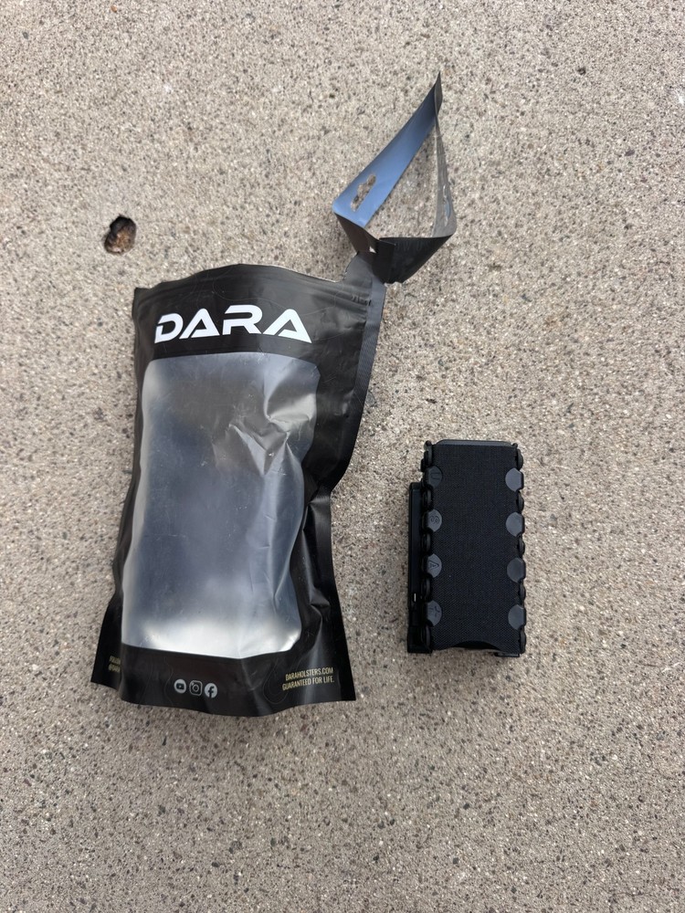 Dara Holsters Black Molle Retention Mag Holster
