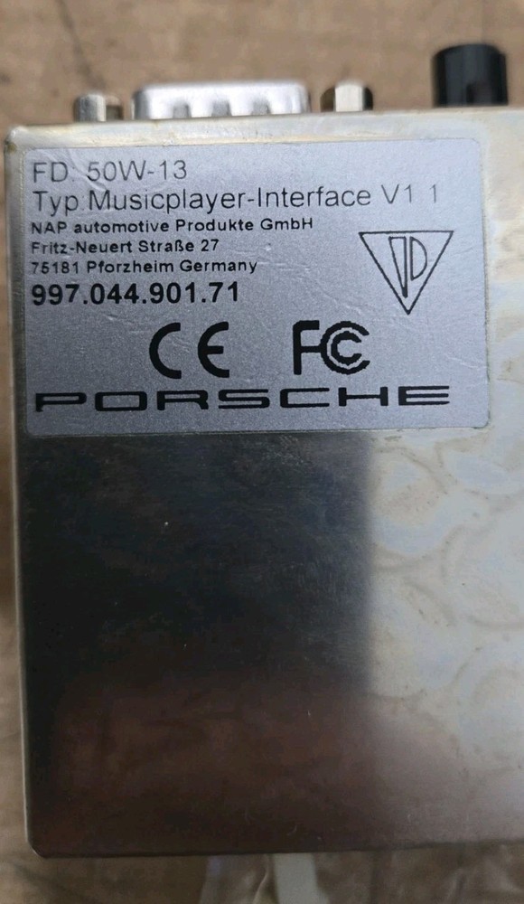 Porsche 997 Aux Ipod interface adapter Genuine Porsche 997044901773