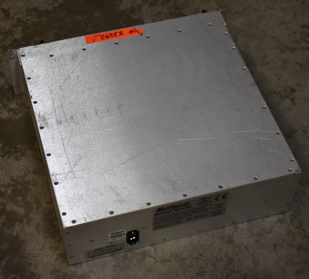 Myricom Myrinet M3-E32 Switch