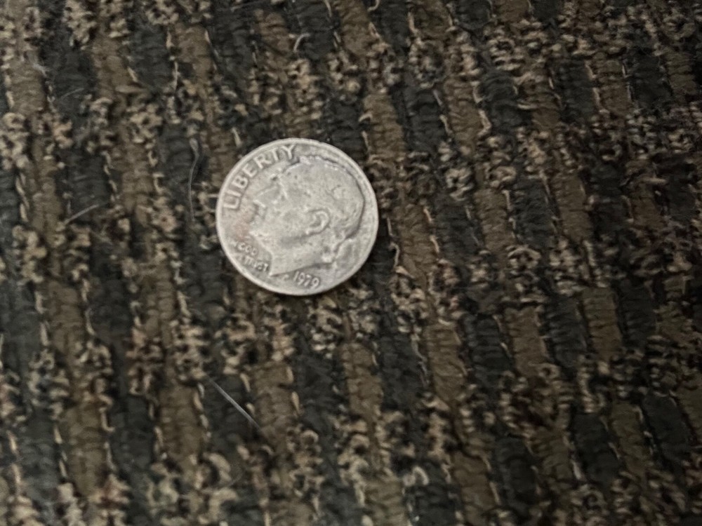 Different Appearance on Dime