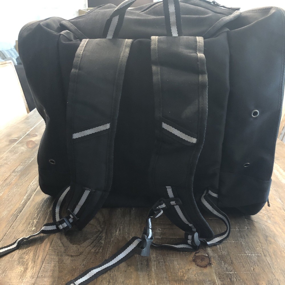 The Axis Destiny Used Triangle Boot Bag Black/Grey