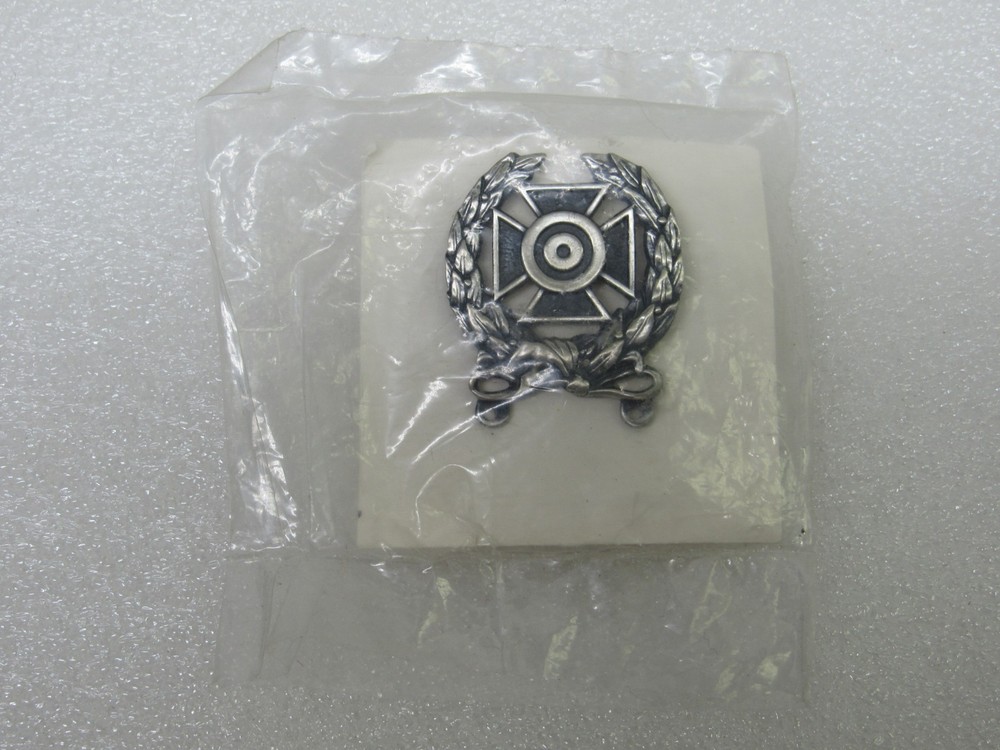 US Army Basic Expert Qualification Badge New & Sealed Desert Storm Era 05/91