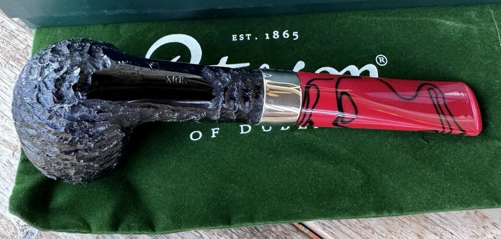 Peterson Dracula Rusticated Billiard (X105) Fishtail Pipe - New