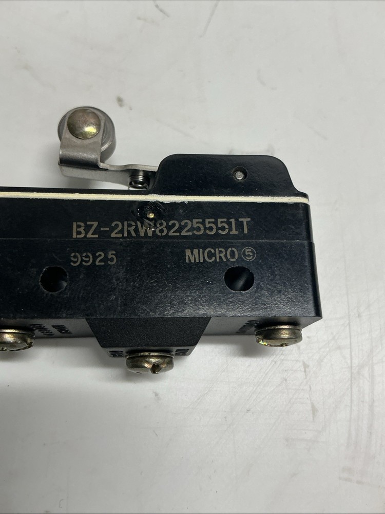 Micro Switch BZ-2RW8225551T Roller Lever Limit Switch V-732