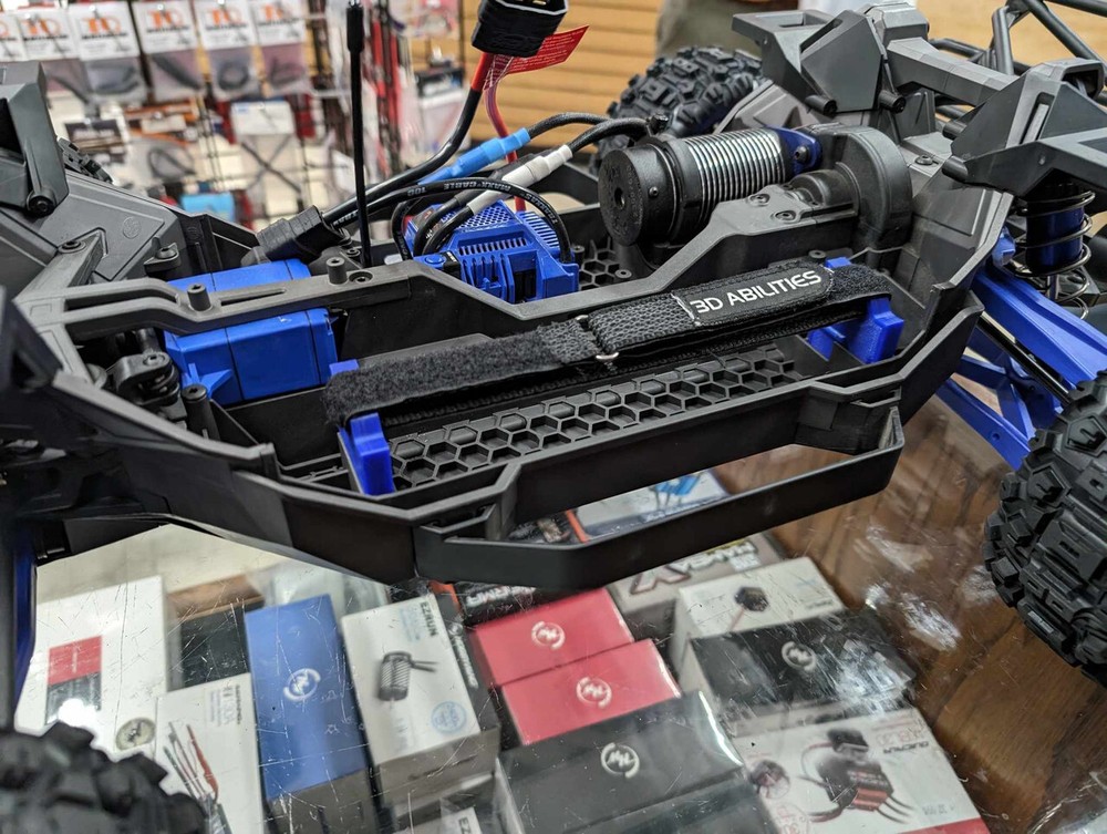 Battery Hold Down Mounts / Straps - Compatible w/ Maxx Slash