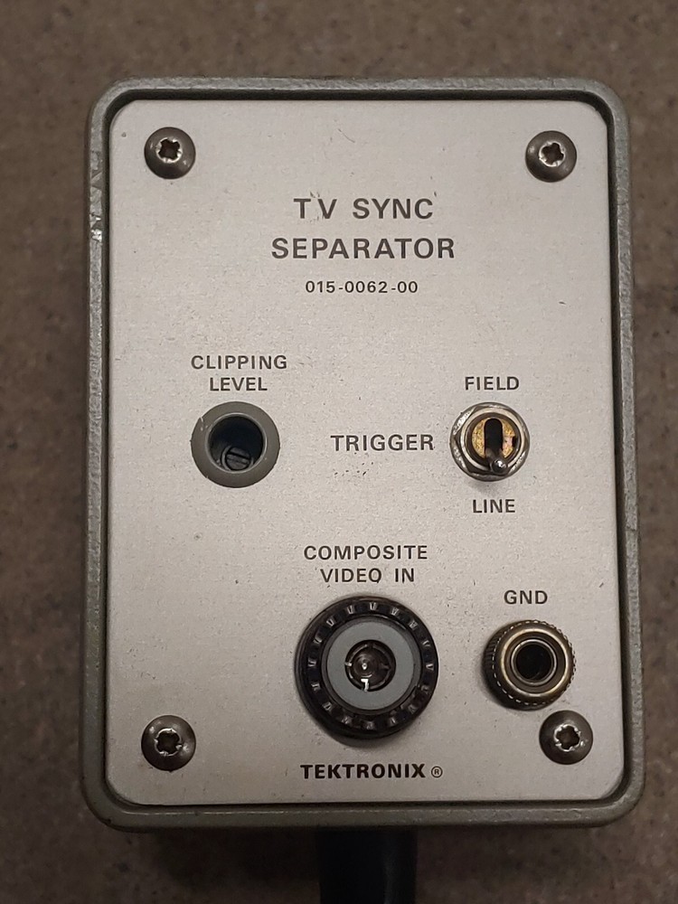 Tektronix Tv Sync Separator 015-0062-00. P4