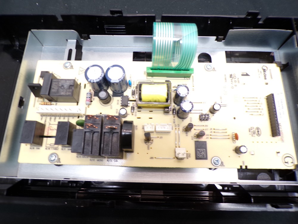 Frigidaire Microwave FMOS1846BBA Control Panel