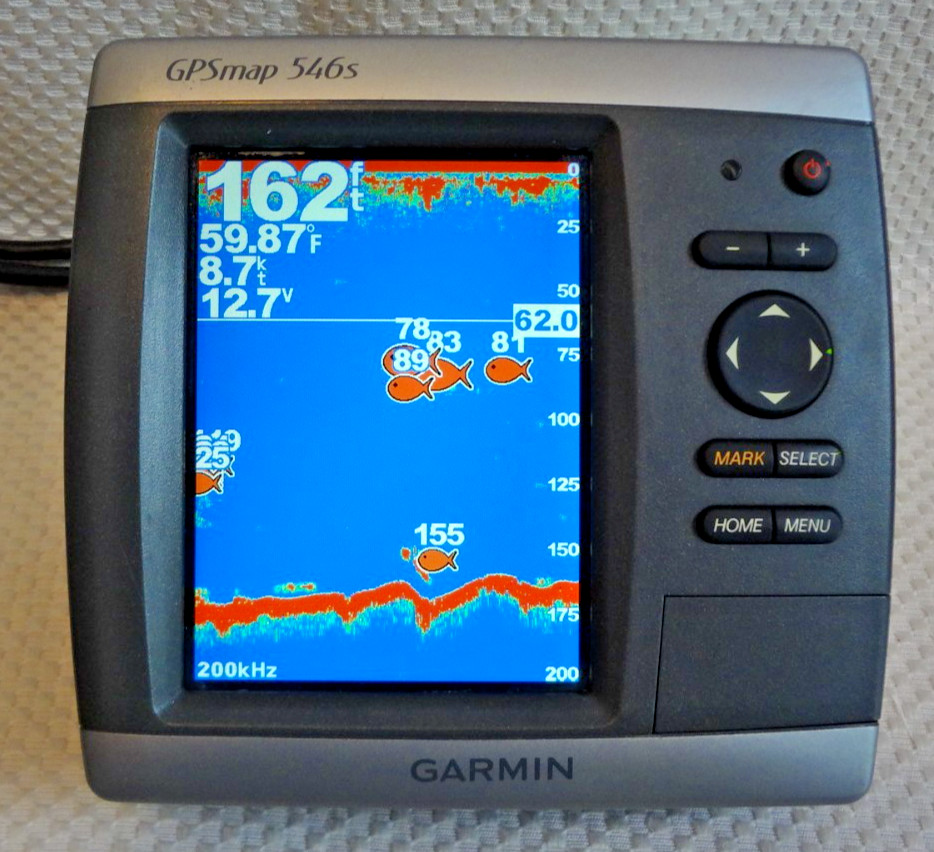 GARMIN GPSMAP 546s GPS CHART PLOTTER SONAR FISHFINDER MFD w/ POWER CABLE