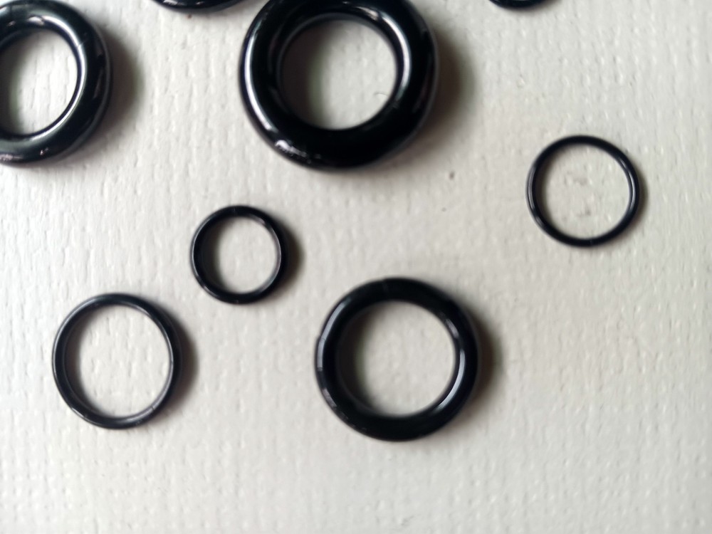 CBR Continuous Segment Ring 6g 7/16" Black Titanium Anodized Septum Nose Ear C-1