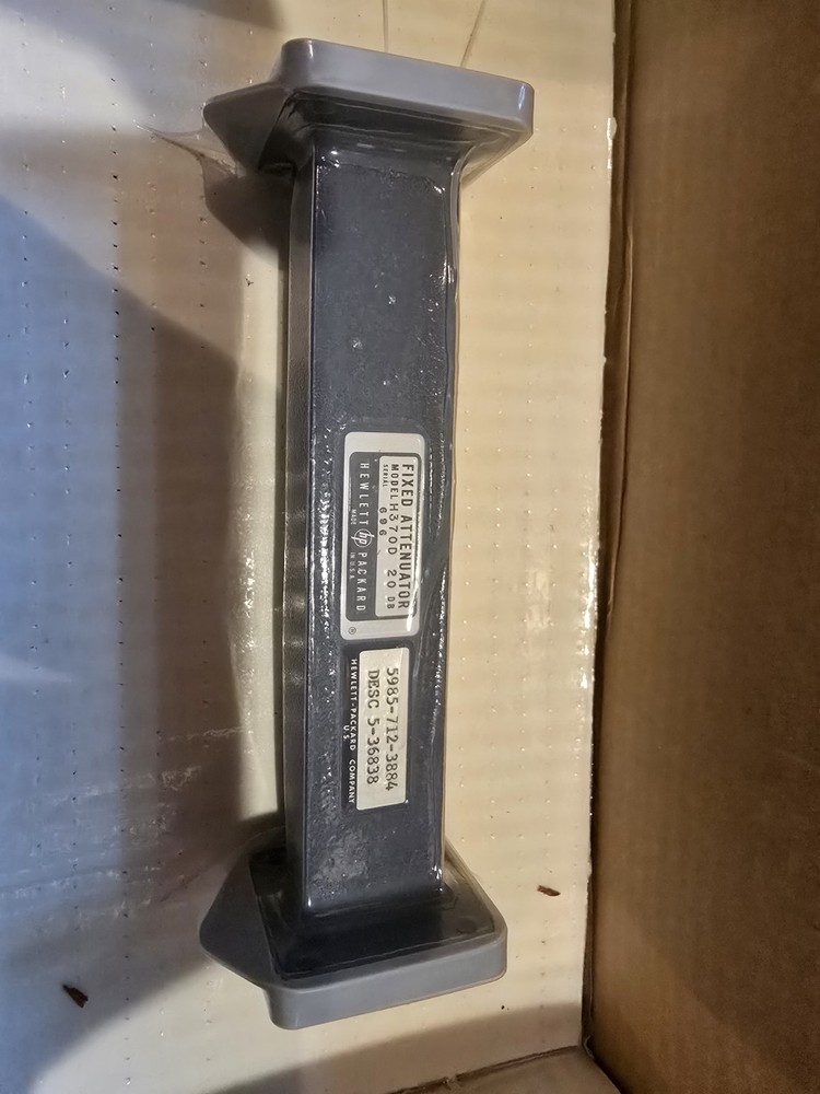 HP VARIABLE ATTENUATOR MODEL H370D 20 db