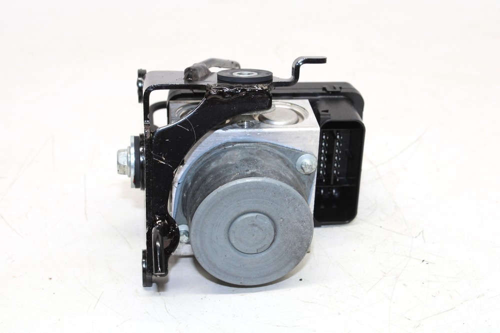 2014 Kawasaki Ninja 650 Ex650e Abs Pump Unit Module