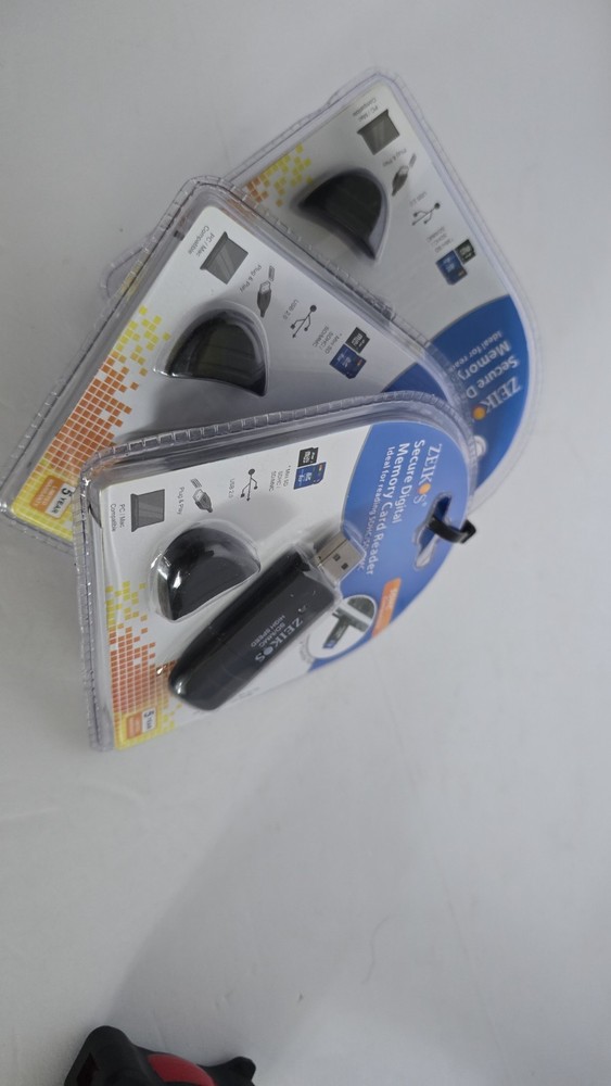 (3) Zeikos Secure Digital Memory Card Reader SDHC Compatible
