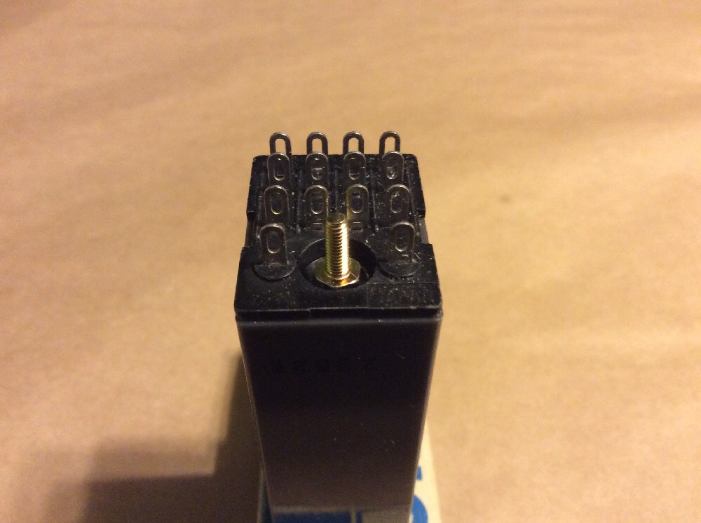 Omron H3Y-4 Timer DC 24 Volt, 1 Second NEW