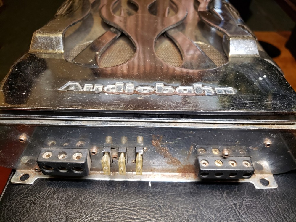 Audiobahn A2150HCQ High Current Amplifier - Untested