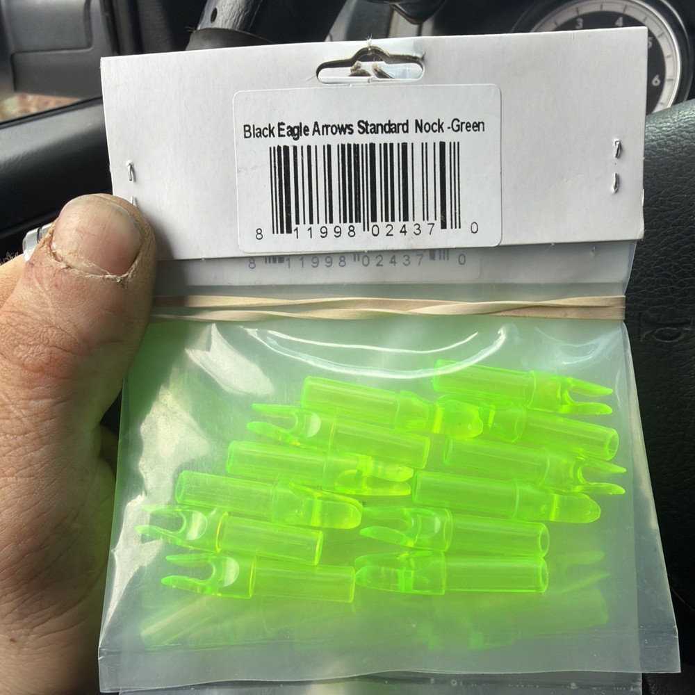 Black Eagle Standard Nocks - standard green - 12pk - never opened