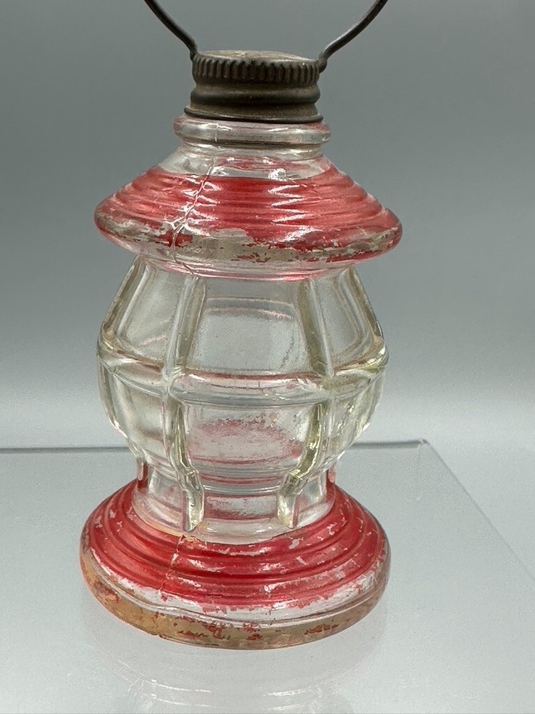 1940s LANTERN Figural VICTORY GLASS Co CANDY CONTAINER A&E 403 Vintage
