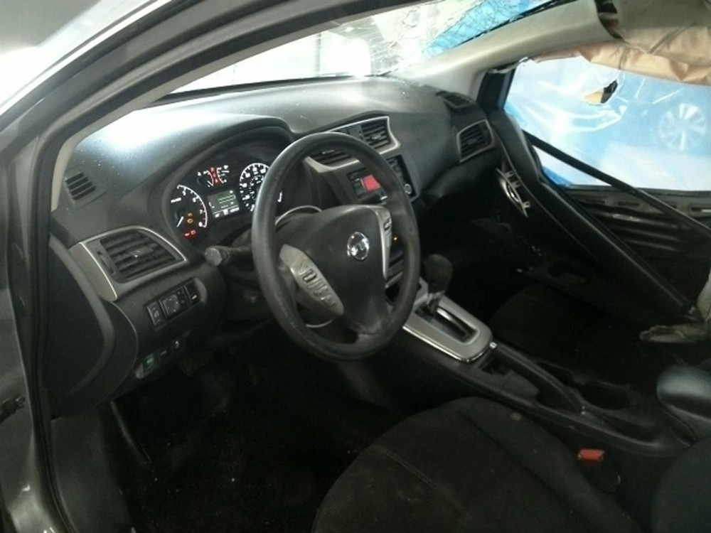 Driver Left Front Spindle/Knuckle Fits 11-25 LEAF 104814740