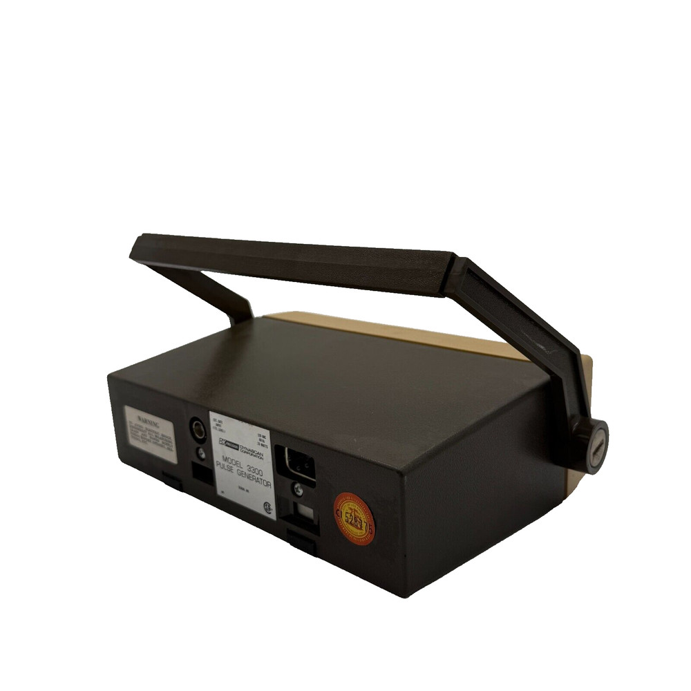 B&K PRECISION DYNASCAN CORP. PULSE GENERATOR MODEL 3300