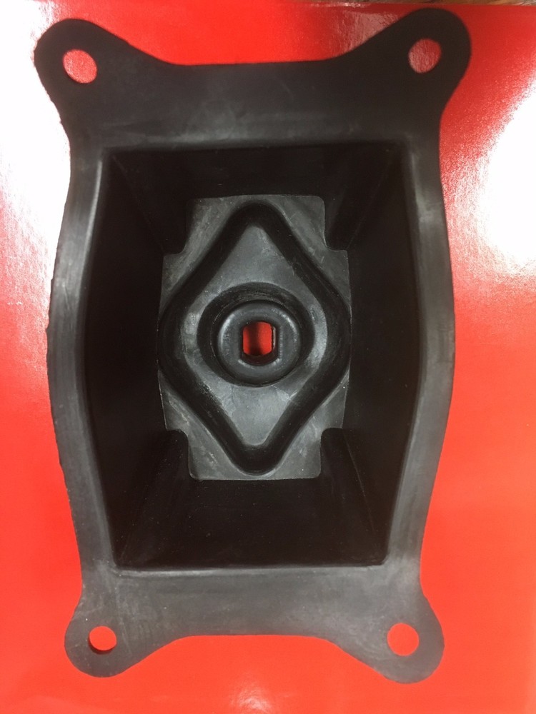De Tomaso Pantera Parts 71-74: New Shift Boot