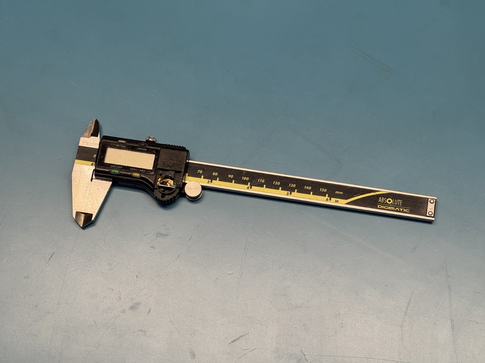 Mitutoyo 500-196-20 6" Calipers