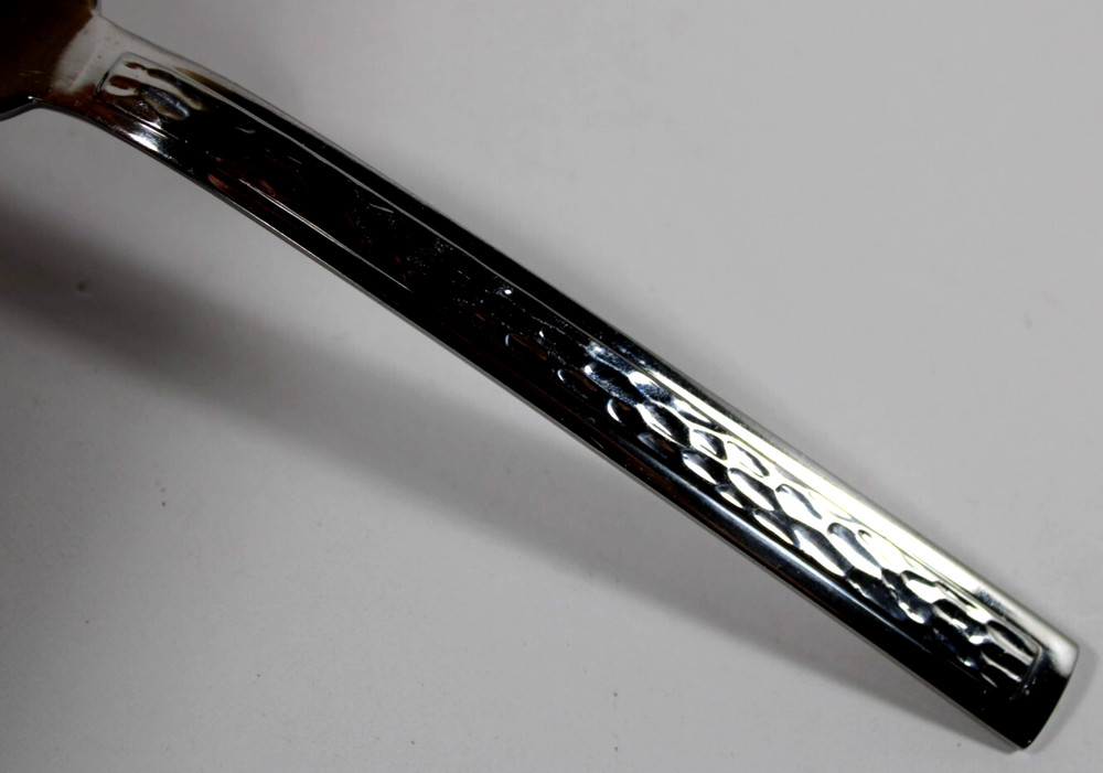 14 Pce. Oneida Stainless Flatware UNKNOWN PATTERN Textured Handle Vietnam 119