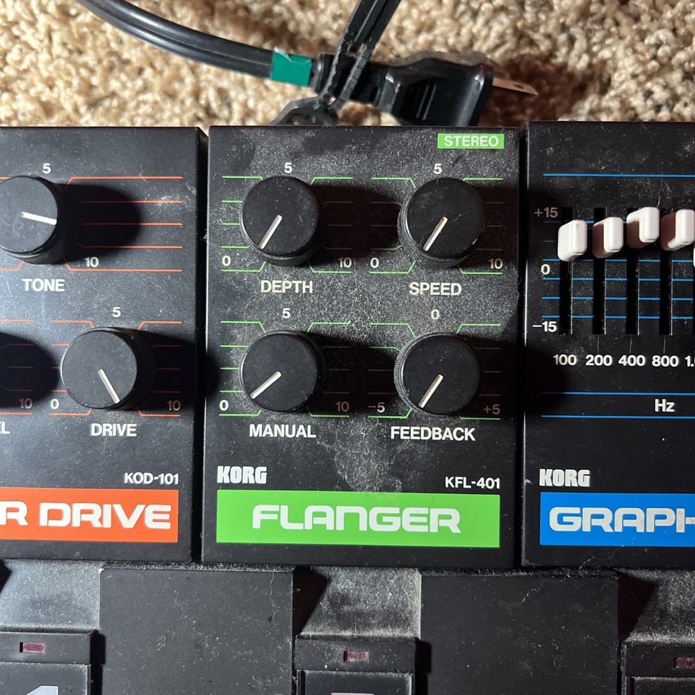 Korg PME-40X Modular Effect OVER DRIVE, DIGITAL DELAY, GRAPHIC EQ, EXT SELECTOR