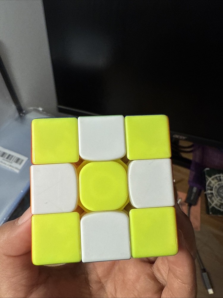 Dayan Speed Cube 3x3 Magnetic Lubed
