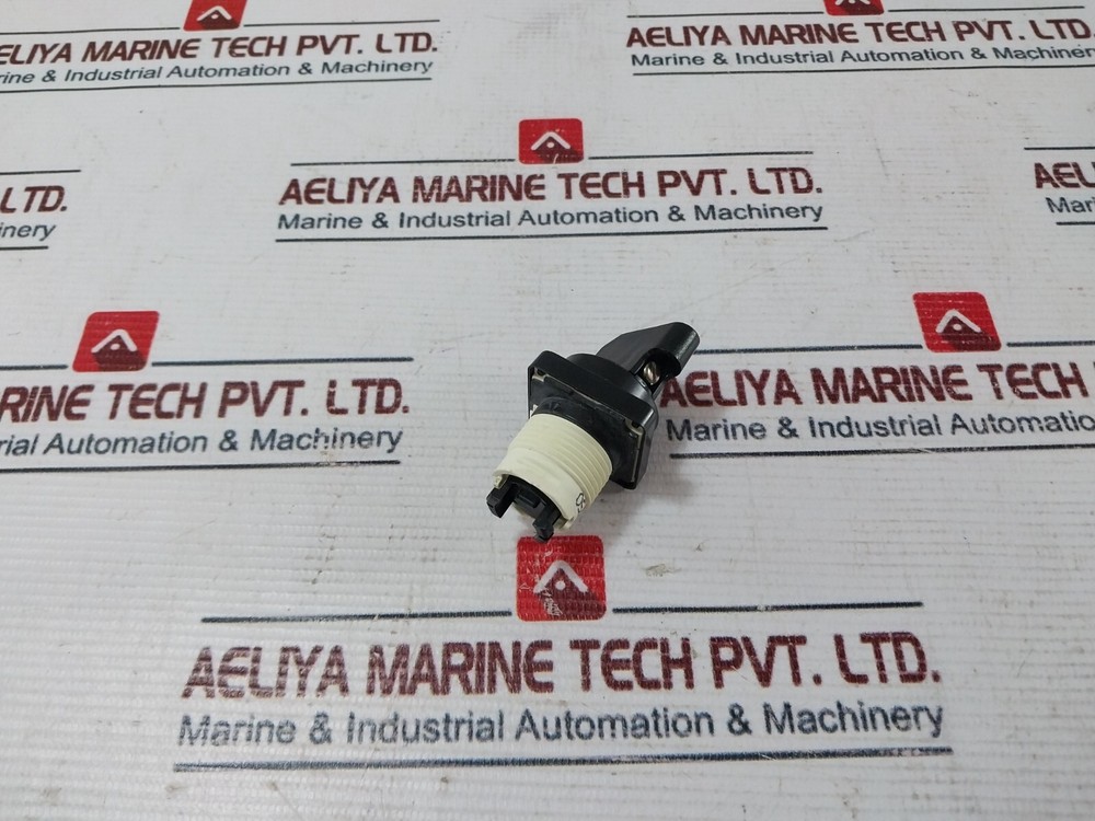 Square D D1G2S Selector Switch