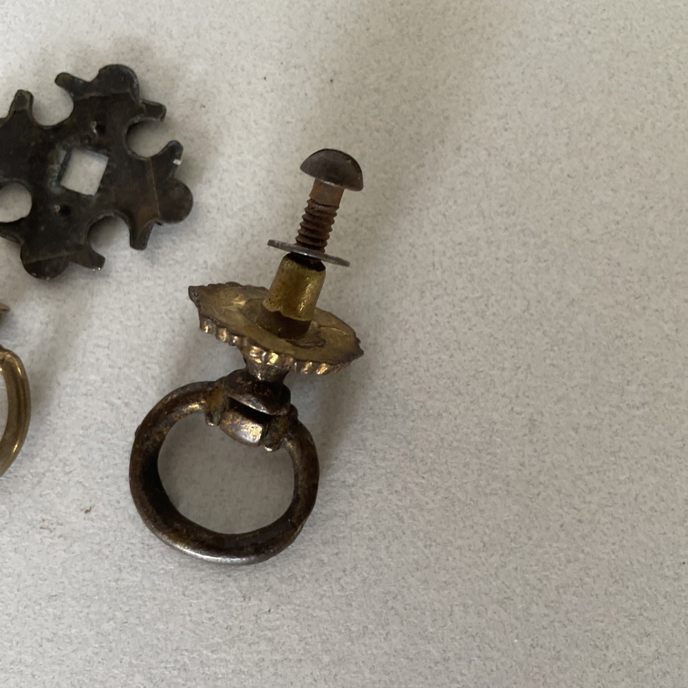 Vintage Drawer Pull 10 pieces Variety