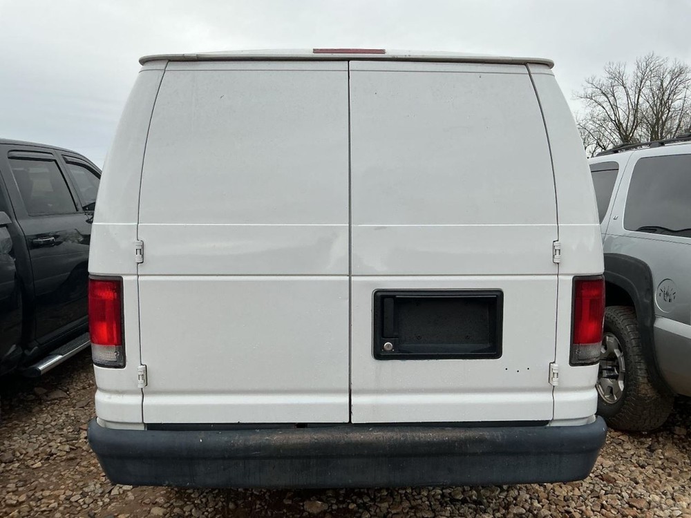 E150 2014 Glove Box 4995413