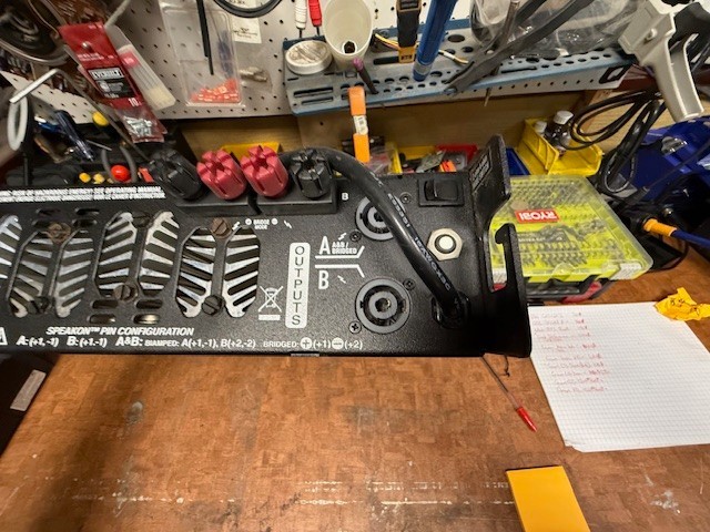 YORKVILLE AP2020 AMPLIFIER