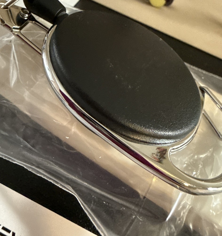 GOLDKEY. HAND TOOL, ACCESS TOOL DEFENSIVE TOOL ( ANTI MICROBIAL)