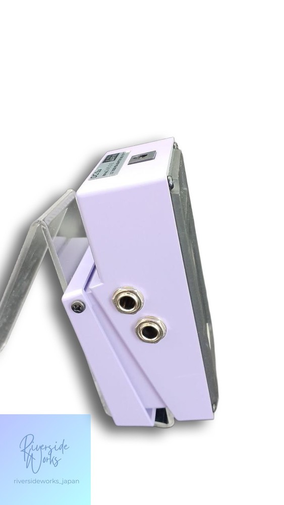 BOSS DC-2W Digital Chorus Effects Pedal JP