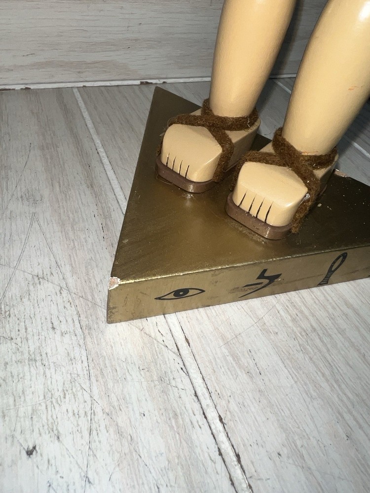 RARE Nutcracker Village Egyptian Pharaoh 2003 HTF Read Description