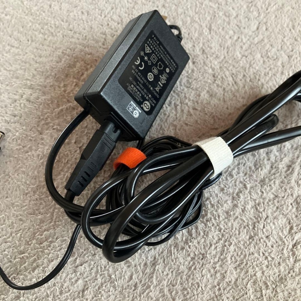 Behringer Pro-800 Synthesizer