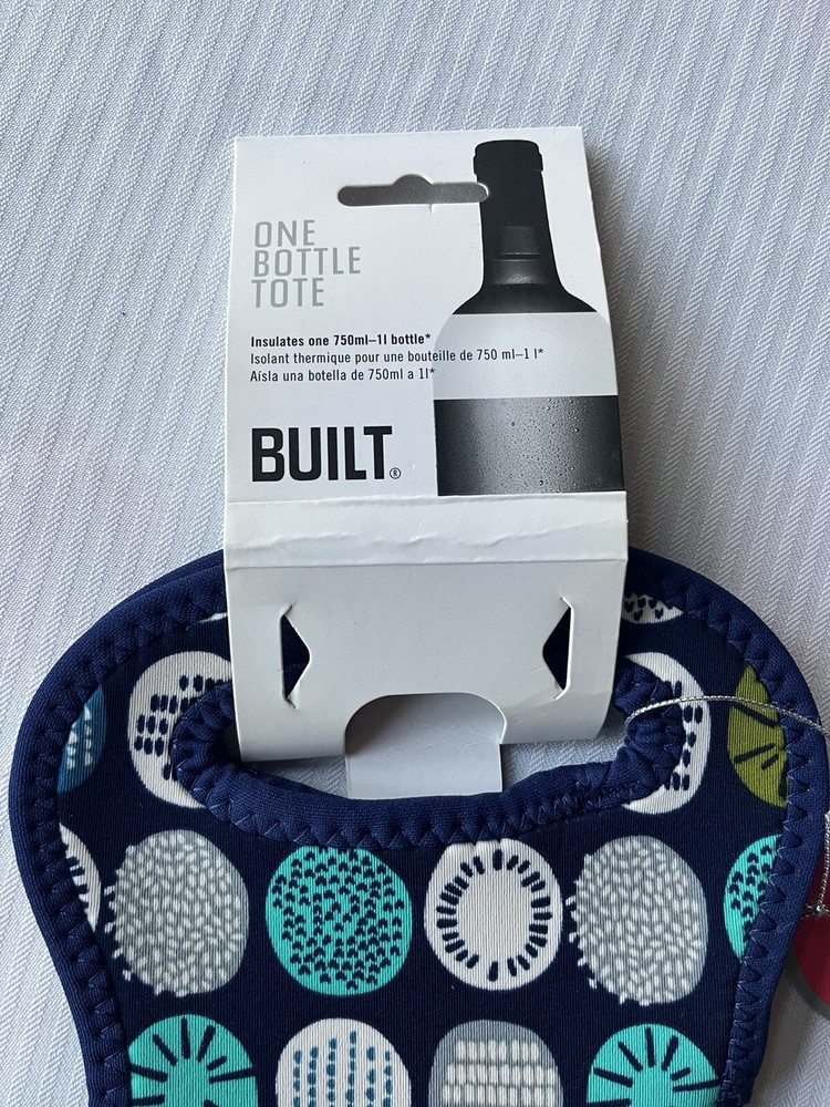 NWT Built Neoprene Bottle Tote
