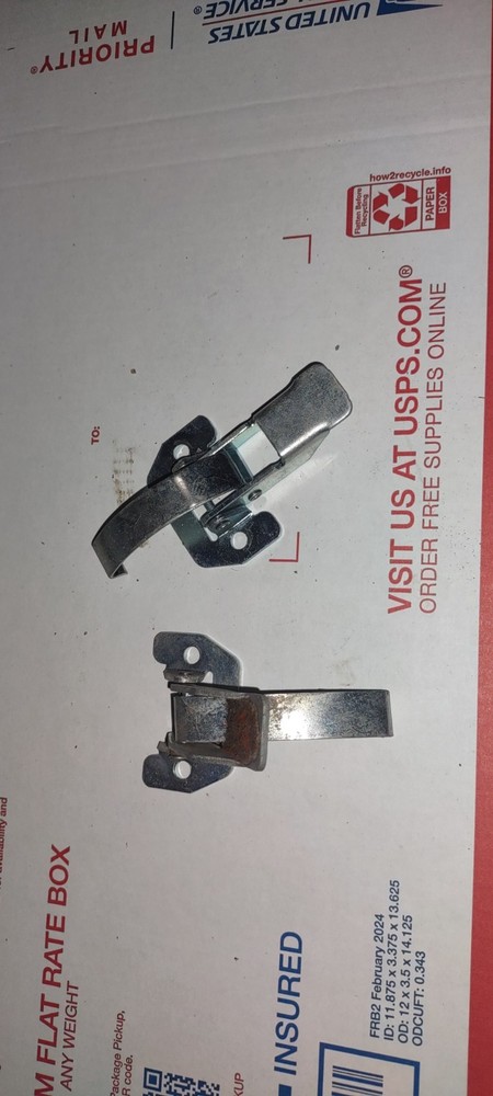 arcade control panel latch  lot #1037