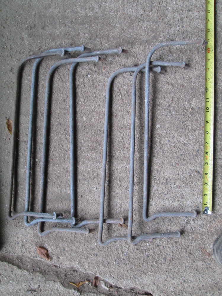 Aermotor Windmill Tower Loop Step, right side, One or More, 16"