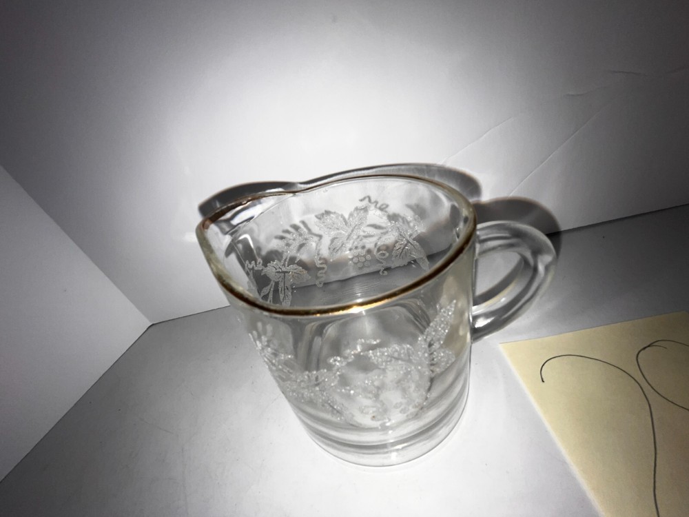 Glass grape leaf pattern creamer