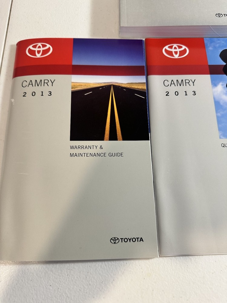 2013 Toyota Camry Owner's Manual Set
