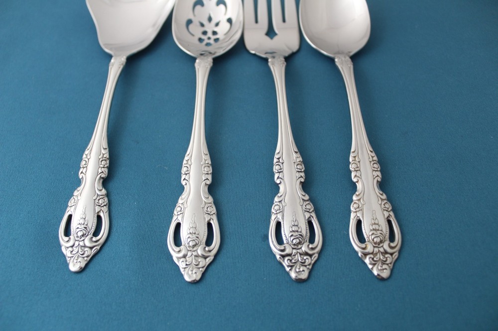 Oneida Community BRAHMS Serving (4pc Set)Tablespoon Casserole Pierced Stainless