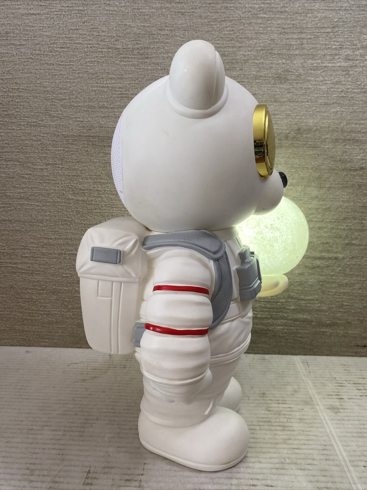 Astronaut Bear Holding Moon White LED Night Light Bluetooth Speaker Portable EUC