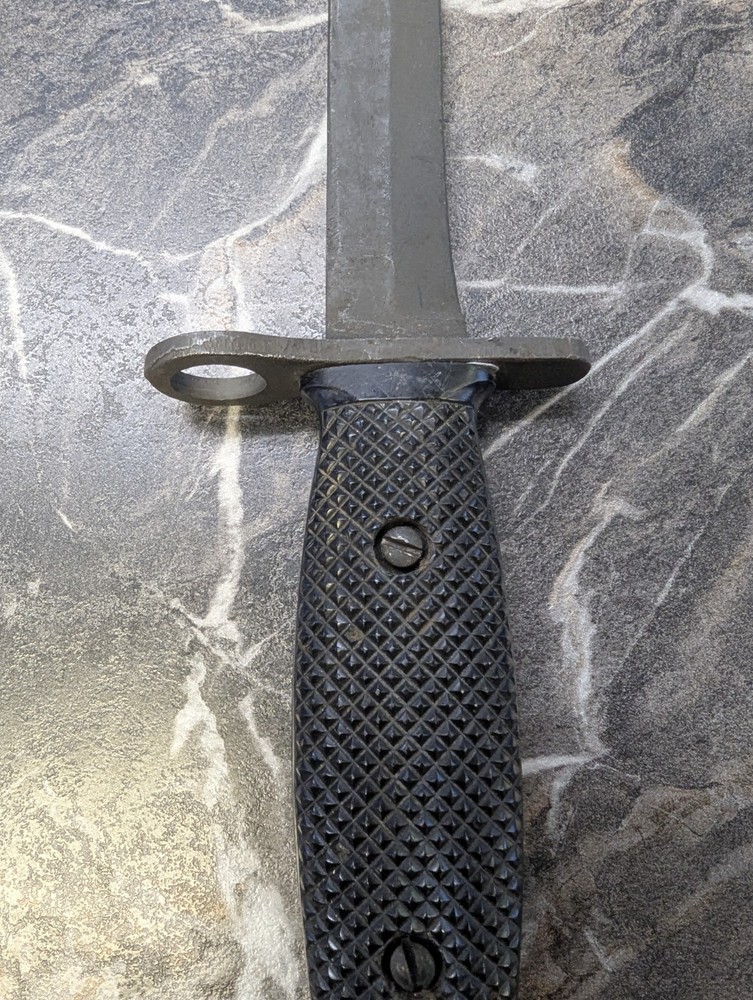 VINTAGE ORIGINAL US MADE M7 KNIFE